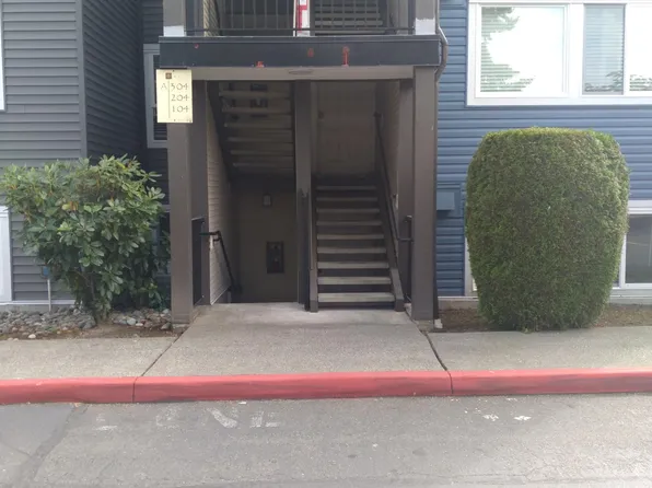 26205 116th Ave SE, Kent, WA