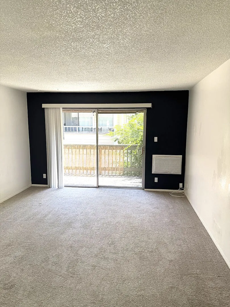 4888 Clayton Rd — Photo 2