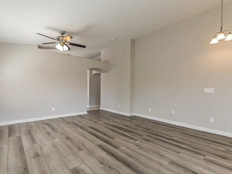 972 Trackers Glen Ave — Photo 6