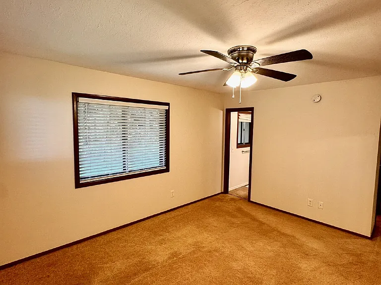 9108 Bluff Dr — Photo 15