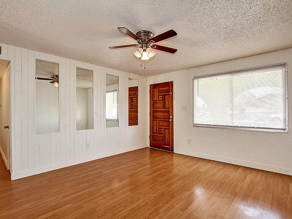 2nd image of 2801 N 65th Dr