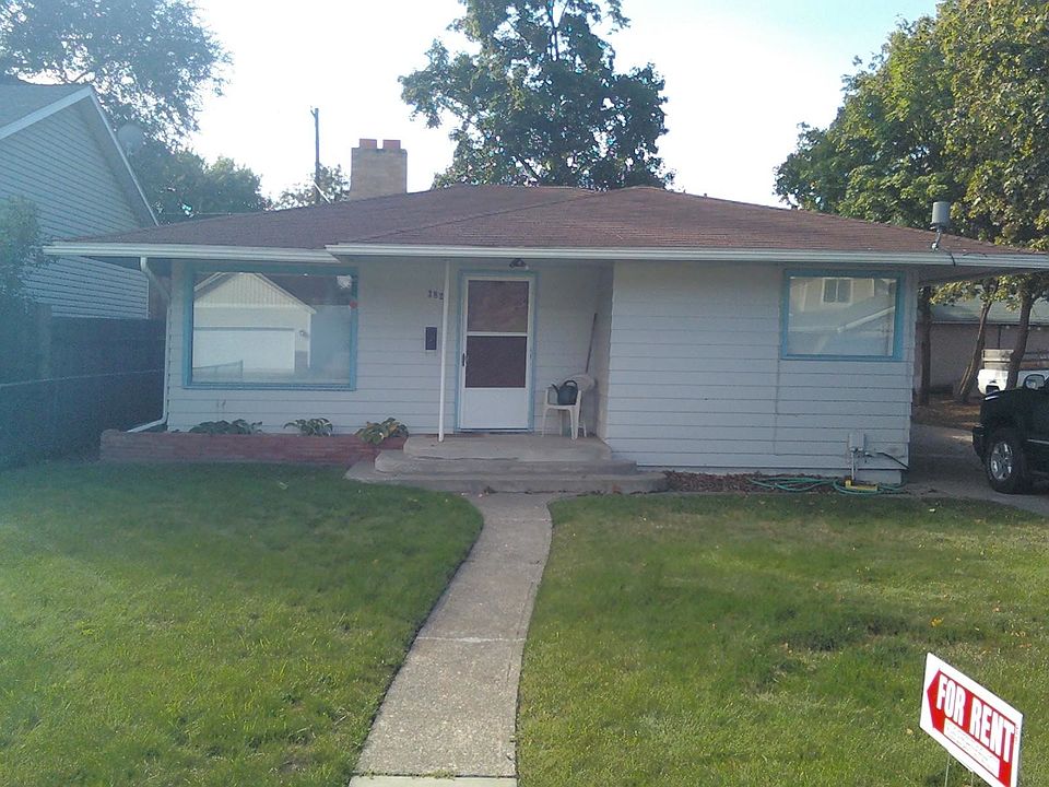 1st image of 3828 E 23rd Ave