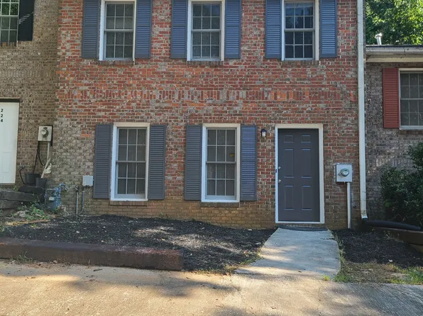 222 Timber Creek Ln SW, Marietta, GA 30060
