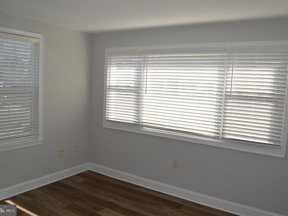 5th image of 3209 Edgmont Ave