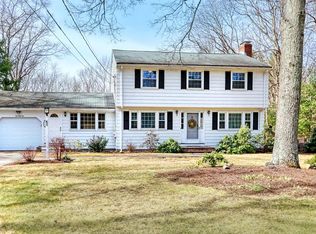 135 Alder Rd, Westwood, MA 02090