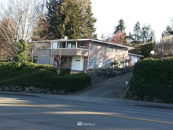 4th image of 2205 S Meridian