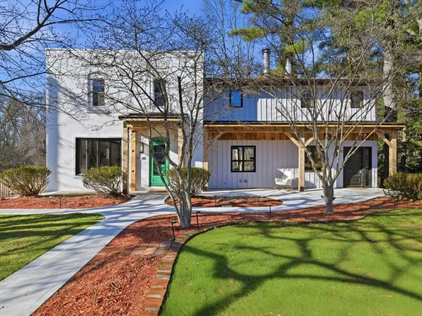 75 Pine St, South Hadley, MA 01075