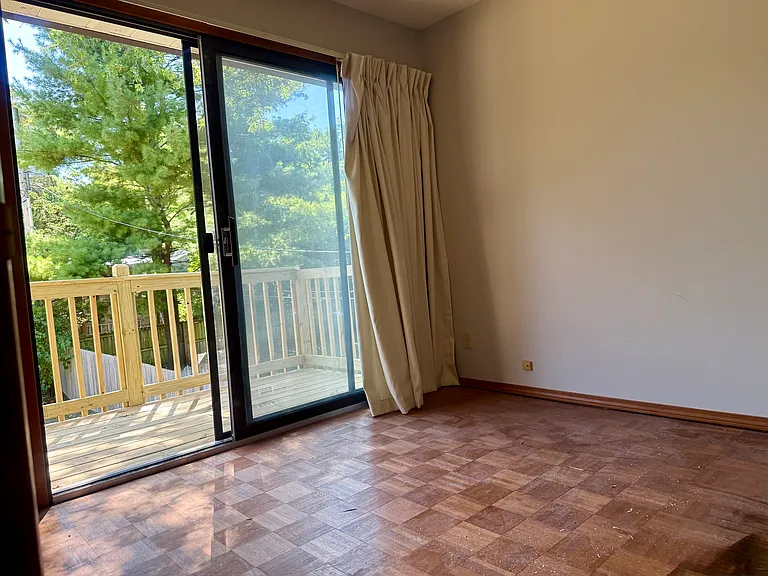 503 Hessel Blvd — Photo 67