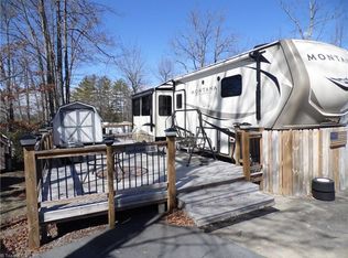 184 Club House Dr #23, Ennice, NC 28623