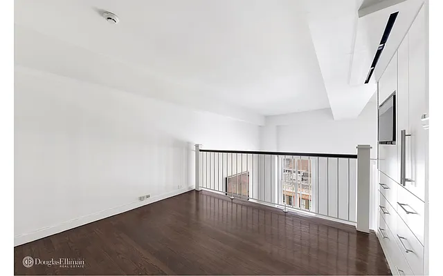 Rented by Douglas Elliman | media 14