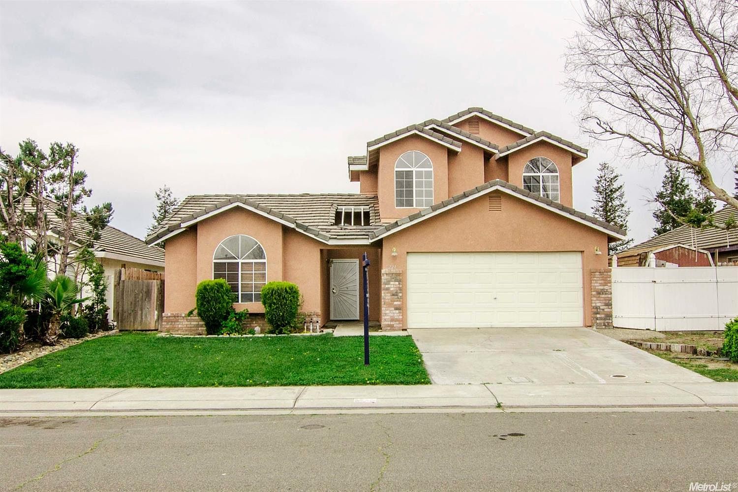 221 J St, Lathrop, CA 95330 | Zillow
