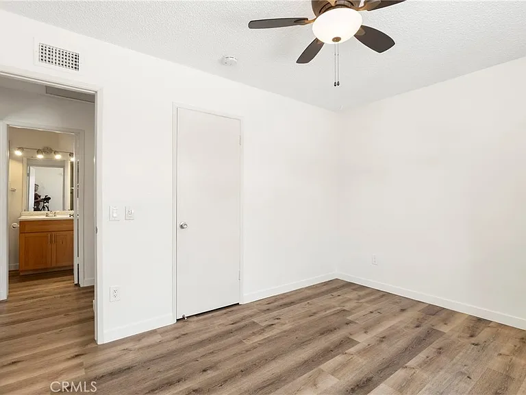 5461 E Candlewood Cir #B — Photo 14