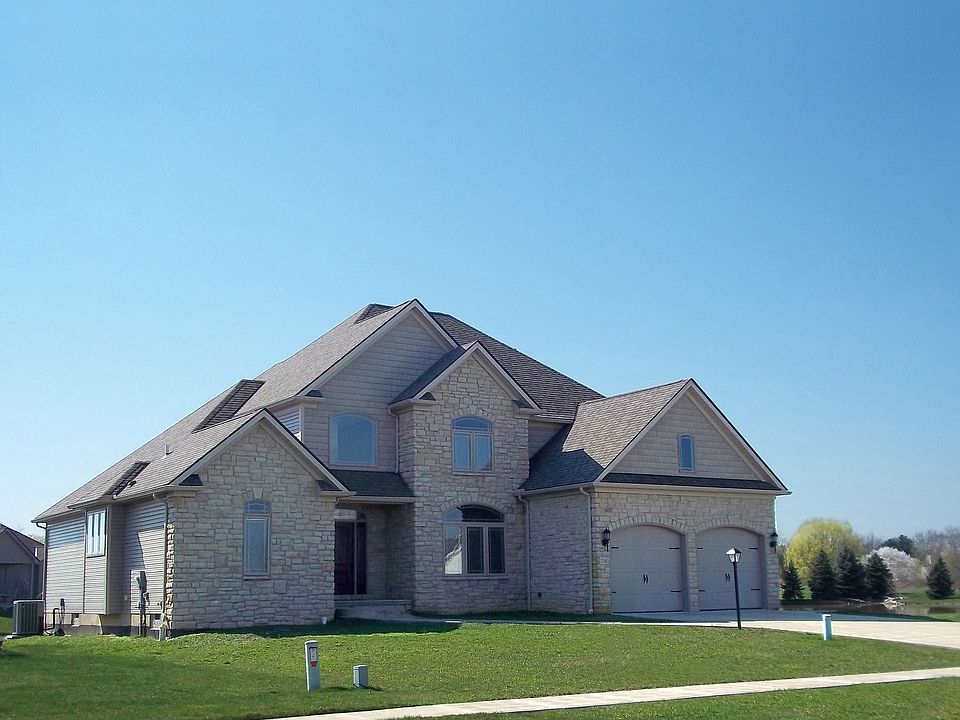 GENNARO BUILDERS beautiful 4 bdrm, 3.5 bath model on the water