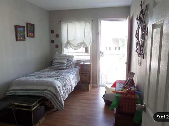 2nd image of 1029 Sharon Ave #1029