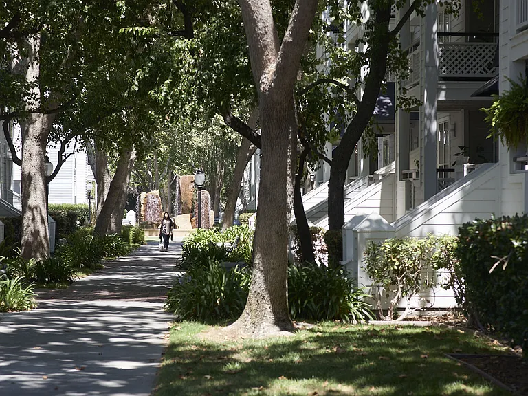 Park Place — Photo 1