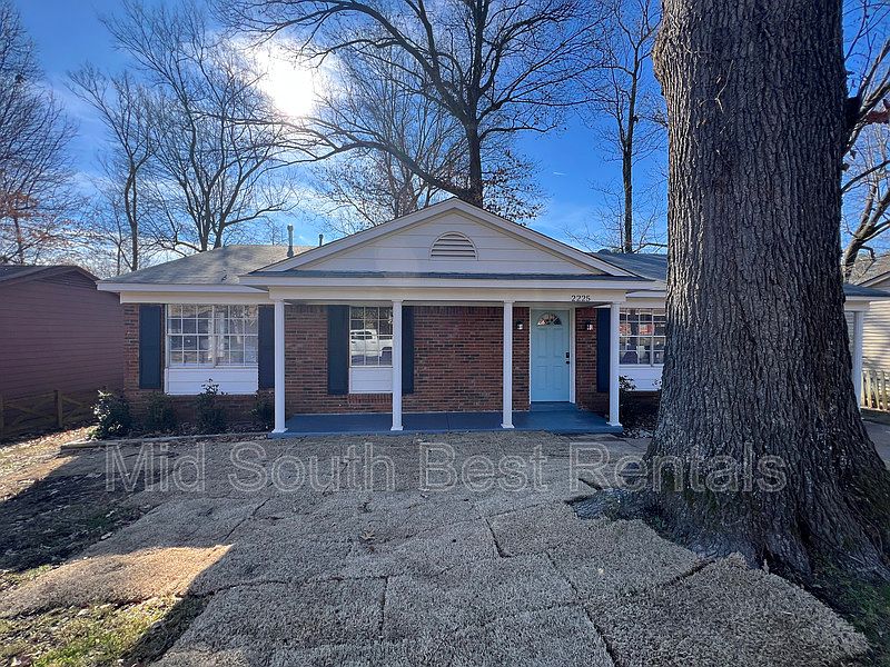 1st image of 2225 Willow Wood Ave