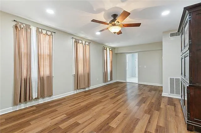 2 bed, 1.0 bath, 1100 sqft, $1,500 — Photo 4