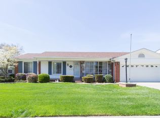 15679 Woodside St, Livonia, MI 48154