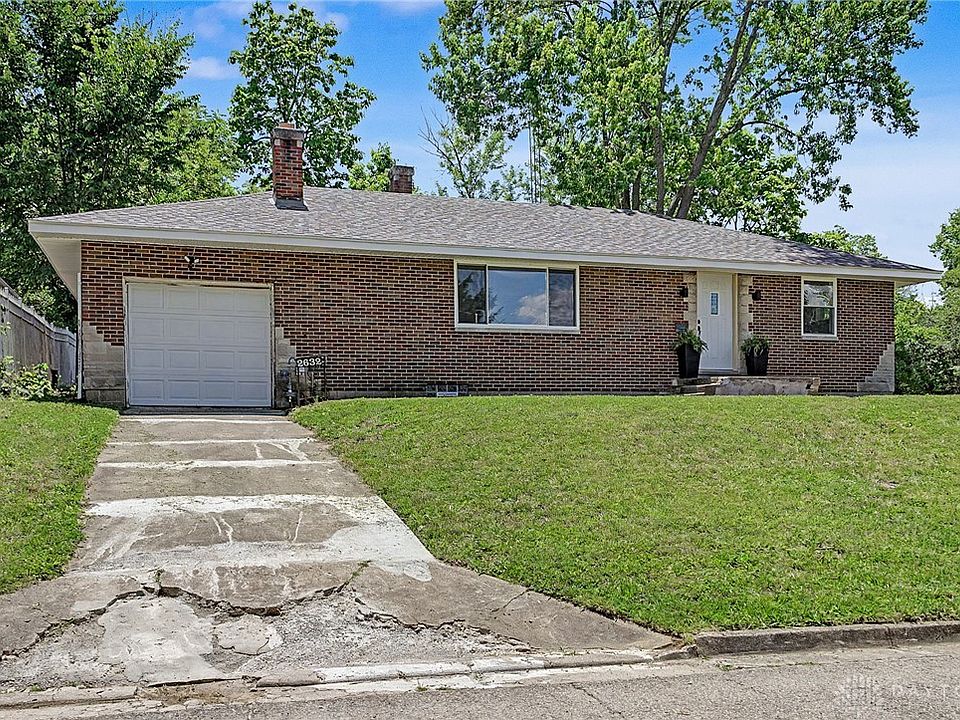 1st image of 2632 Hilary Ave