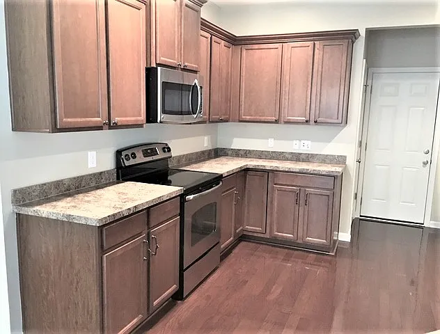 51 Sand Valley Ct — Photo 2