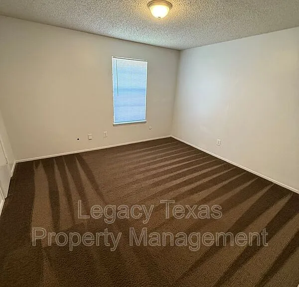 1708 Short St #B — Photo 14