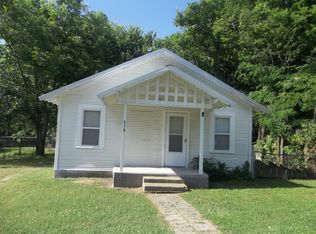 319 W 7th St, Ada, OK 74820