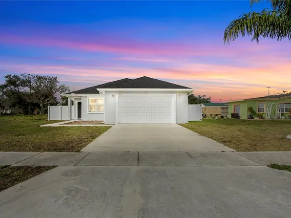 142 Pineview Dr, Oviedo, FL 32765