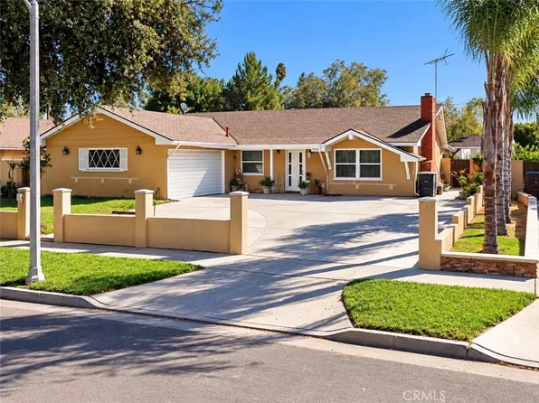 9430 Hawthorne Ave, Riverside, CA 92503