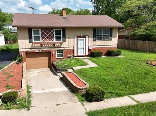 8514 E 36th Pl, Indianapolis, IN 46226