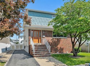 714 Tyler St, Lyndhurst, NJ 07071