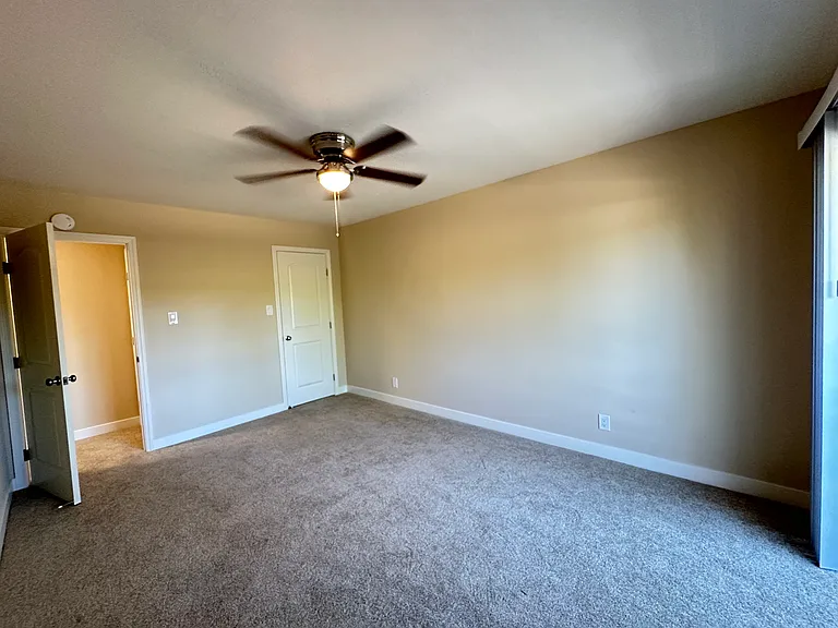 143 Virginia Hills Dr — Photo 15