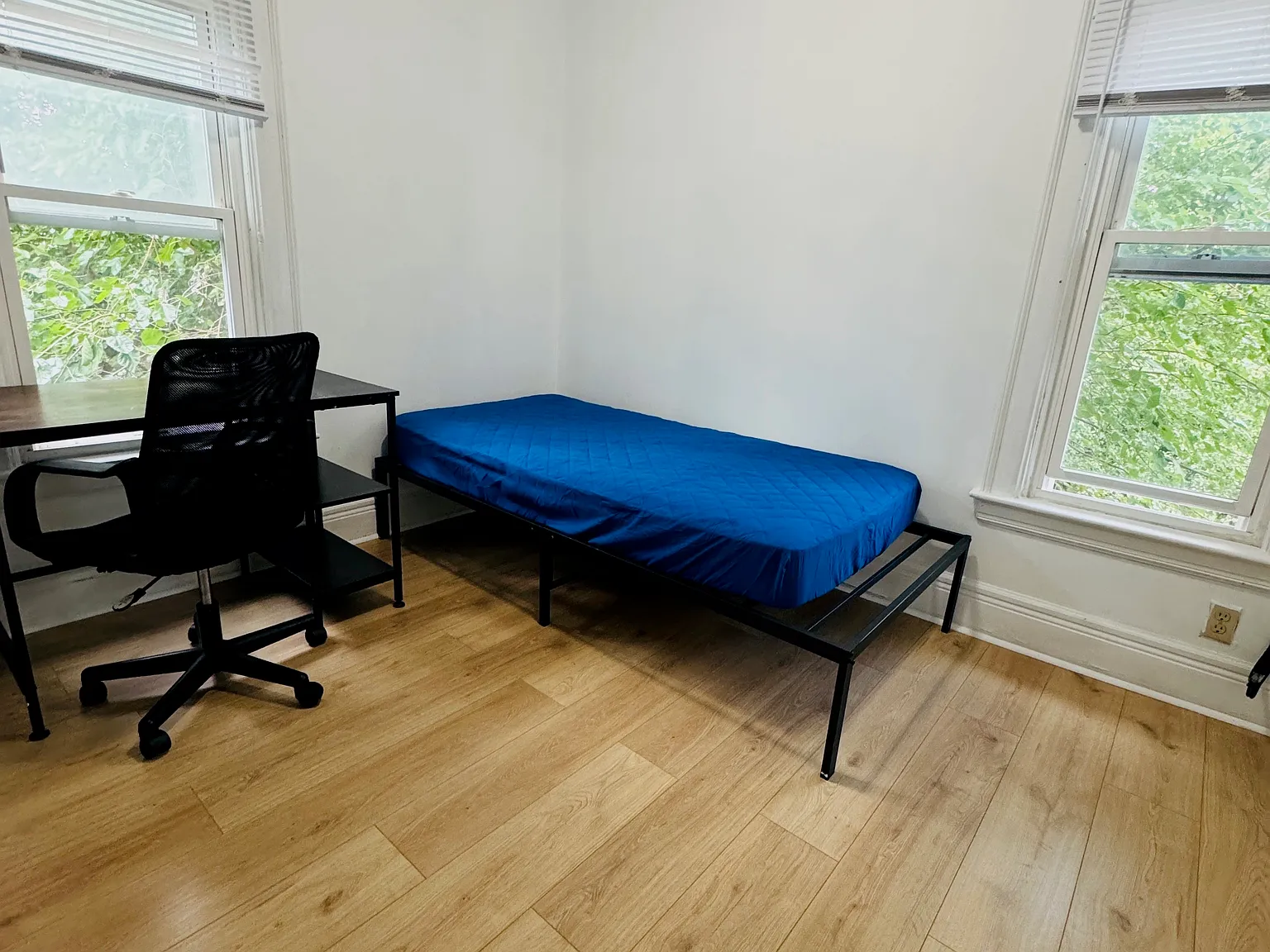 3 bed, 1100 sqft, $1,600 — Photo 4