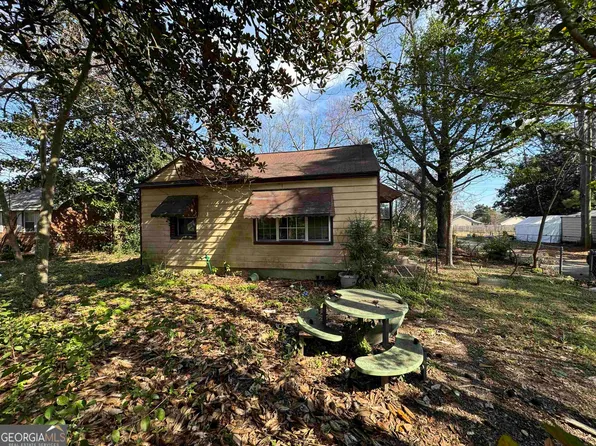 124 Vernon Dr, Warner Robins, GA 31088