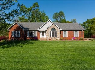 1521 Stone Ridge Dr, Georgetown, IN 47122