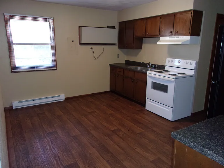 2970 Wildwood Dr — Photo 4