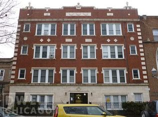 1427 W Lunt Ave #208, Chicago, IL 60626