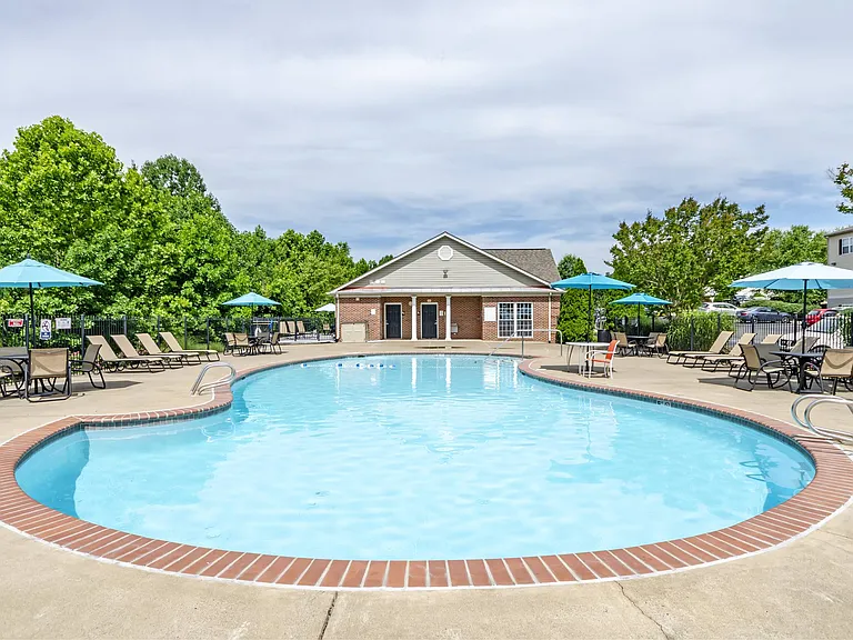 Aquia Terrace — Photo 9