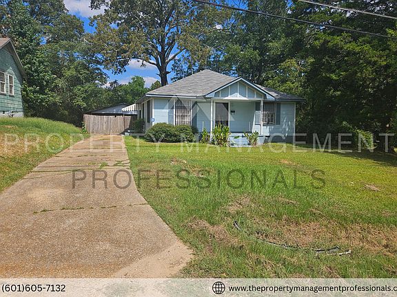 2nd image of 4200 Larchmont St