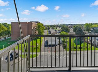 125 Scott St N #4315858, Shakopee, MN 55379
