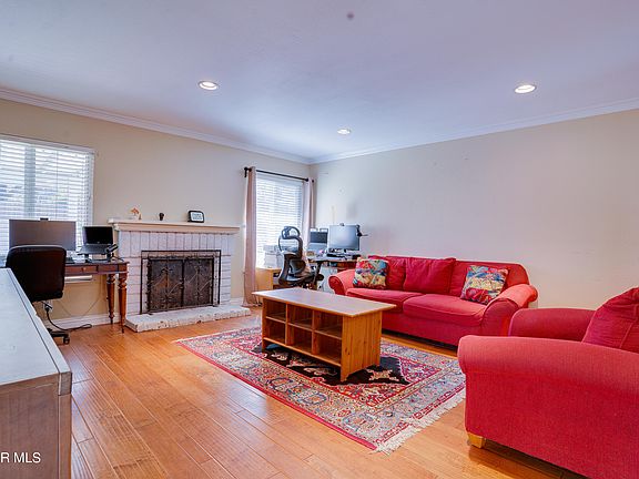 2nd image of 882 Maplewood Ave