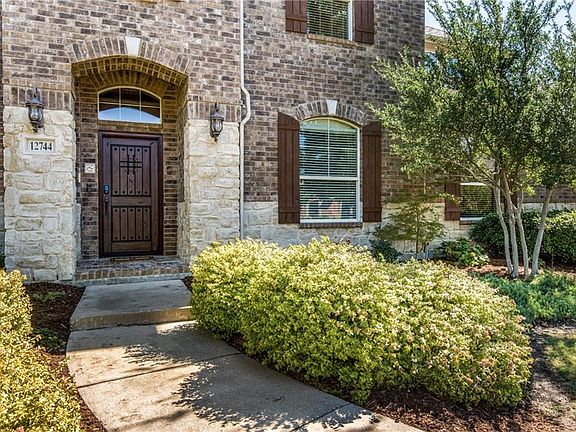 3rd image of 12744 Concho Dr