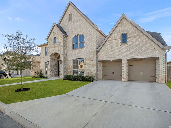 3rd image of 30121 Valley Run