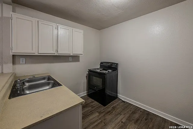 207 Bradford Ave #1 — Photo 8