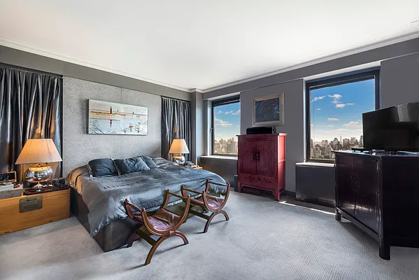 Sold by Corcoran | media 6