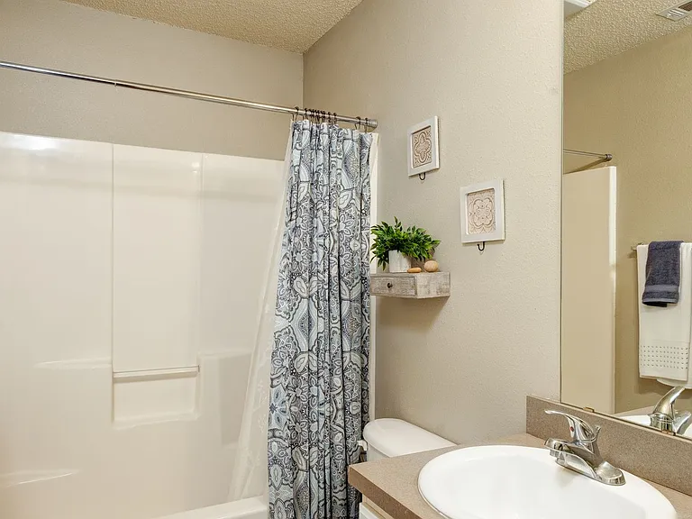 La Salle Villas — Photo 28