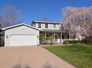 5019 Foxpoint Cir, Midland, MI 48642