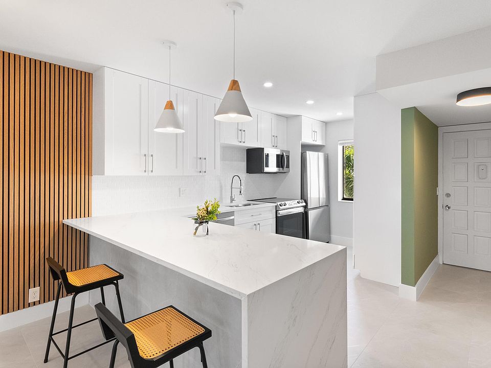 1st image of 4110 Tivoli Court #206