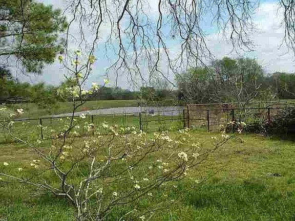 4th image of 1925 Vz County Road 3702