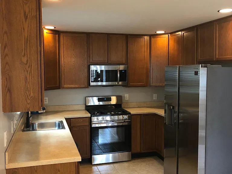 177 West Ave — Photo 2