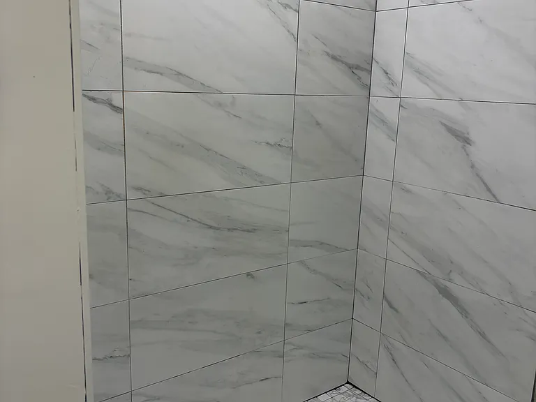 112 Holly Rd NW — Photo 8